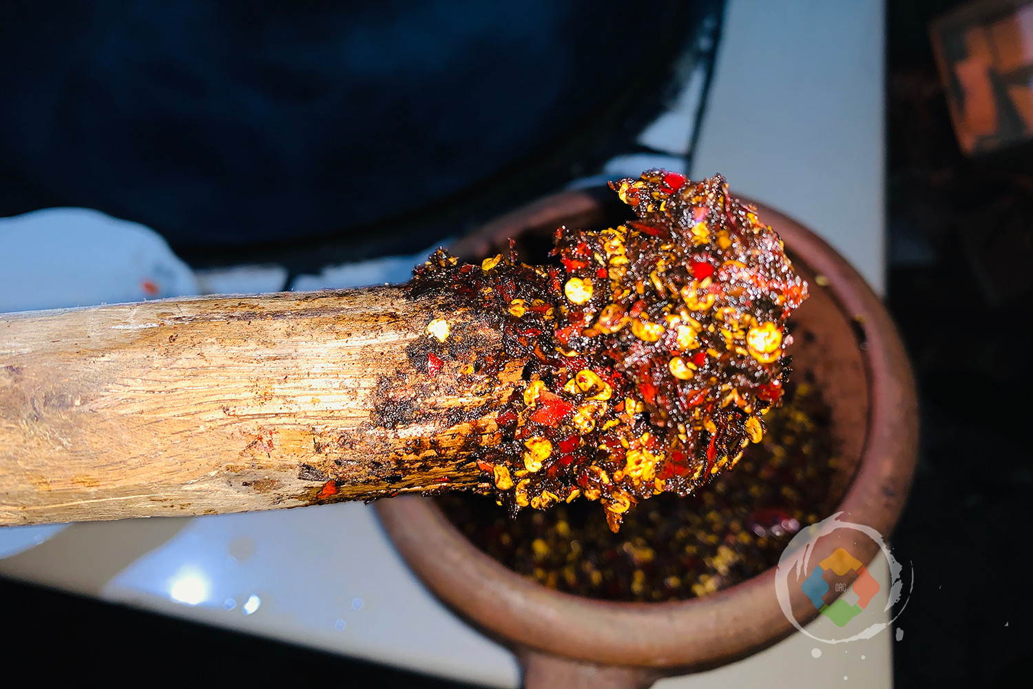 糊辣壳来自重庆丰都？一碗黑乎乎的小面，却是满满的家乡味道