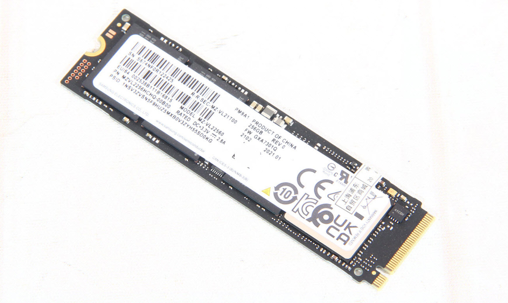 PCIe4只是开胃菜，可超频才是爱！利剑B560到达战场