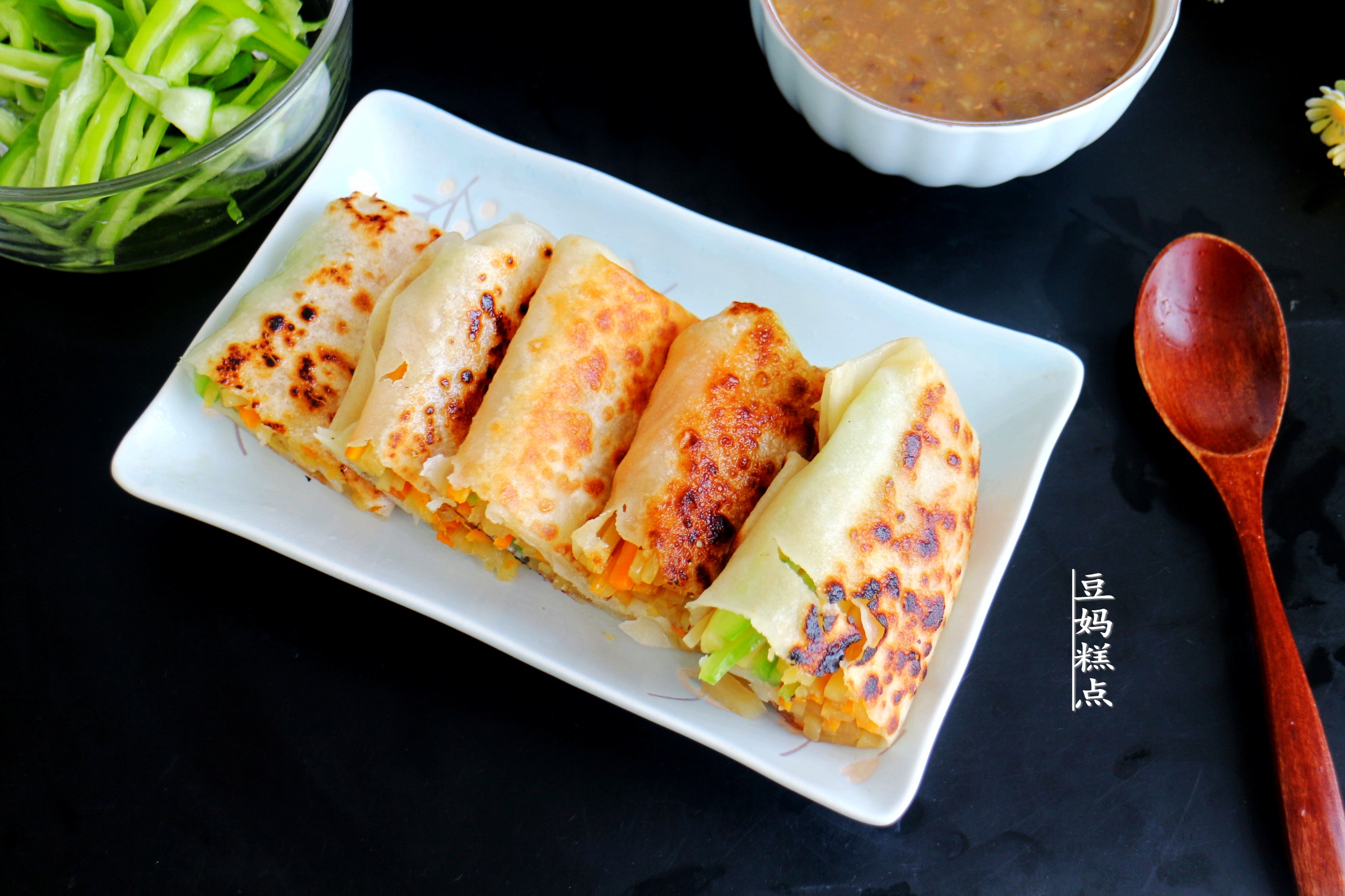 第1次这么做，土豆丝卷饼，儿子连吃3个，真是省事儿又味美