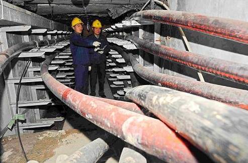 日本教授：不懂中國人，明知電線桿成本低，卻大力鋪設地下電纜