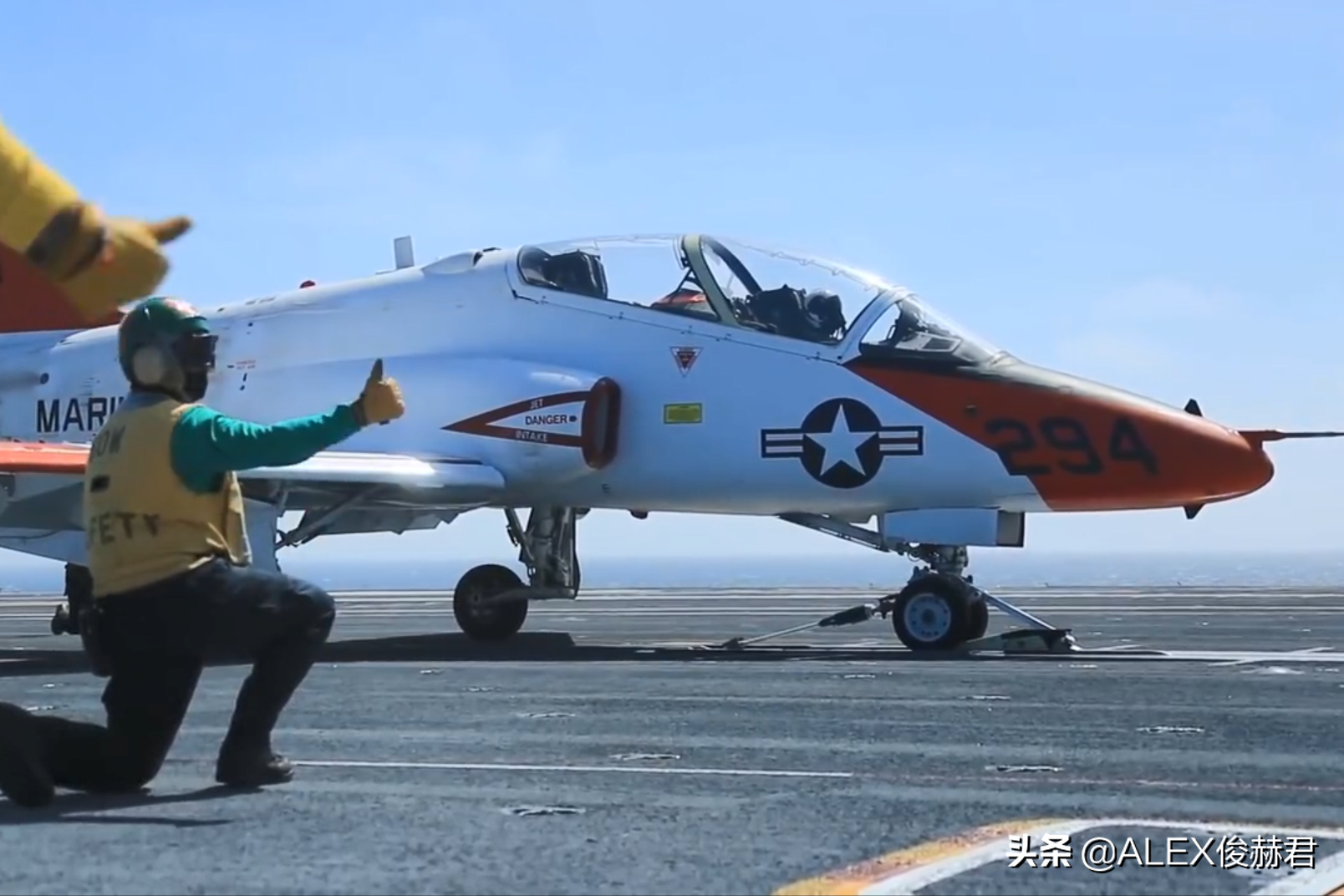 美国海军要买新舰载机，印度：光辉战机，你值得拥有