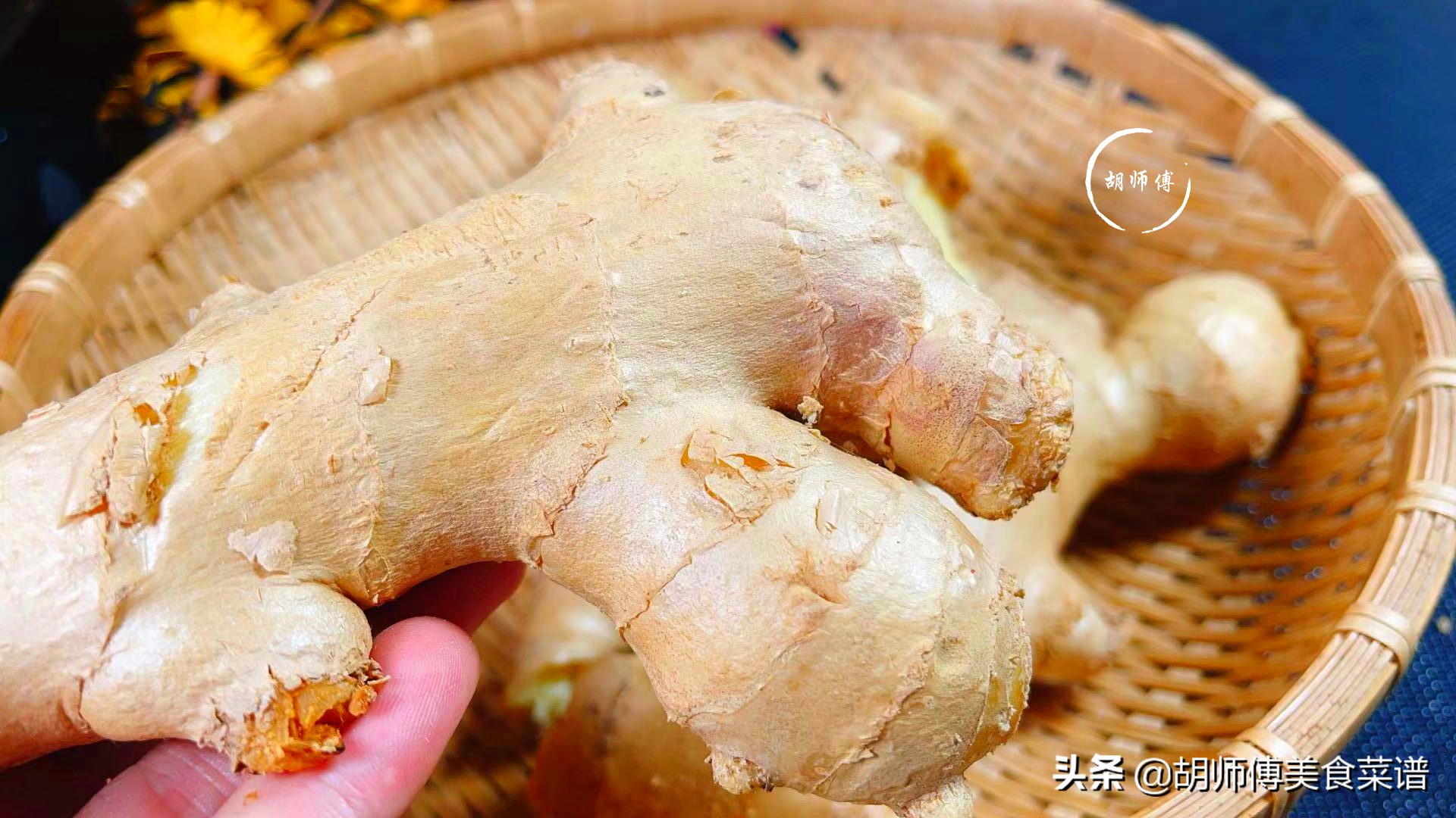 才知道，保存生姜放冰箱就錯(cuò)了！教您一招，放一年都不發(fā)芽不腐爛