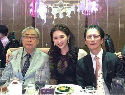 豪门生娃太疯狂，徐子淇生4子奖励10亿，郭晶晶的奖励让人羡慕