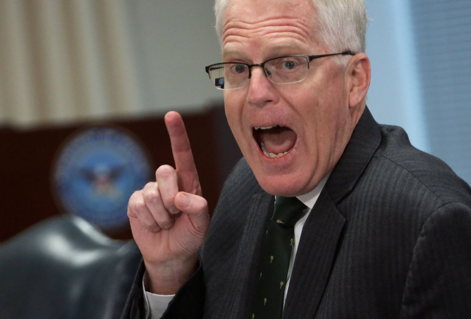 拜登對軍事一無所知？ 特朗普緊握五角大樓，拜登：過渡正在被阻礙