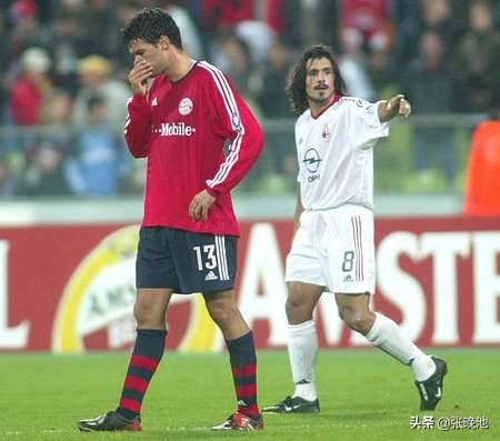 AC米兰队史今天：2002年欧冠因扎吉双响，2比1客胜拜仁