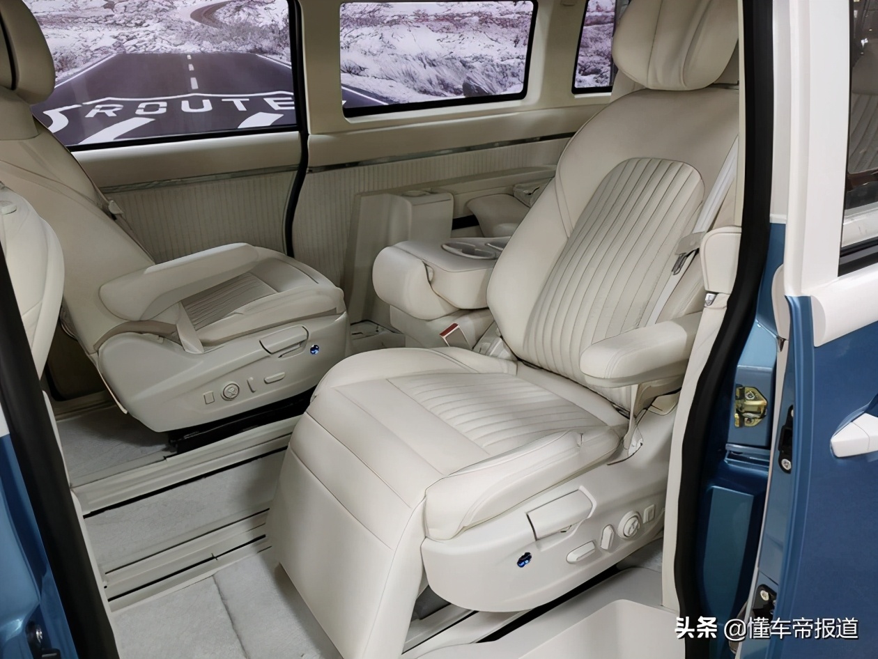 新车预售288万元比亚迪代工松散机车复古mpv将上市