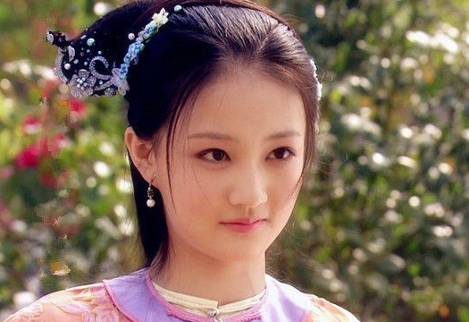 甄嬛传：难怪甄玉娆一生无子，你看雍正送了她啥？成全只是说说