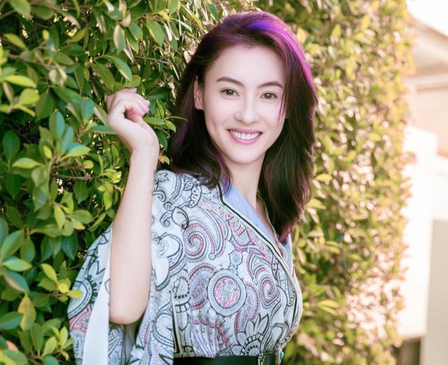 张柏芝三胎新照曝光，打破是混血的谣言，生父