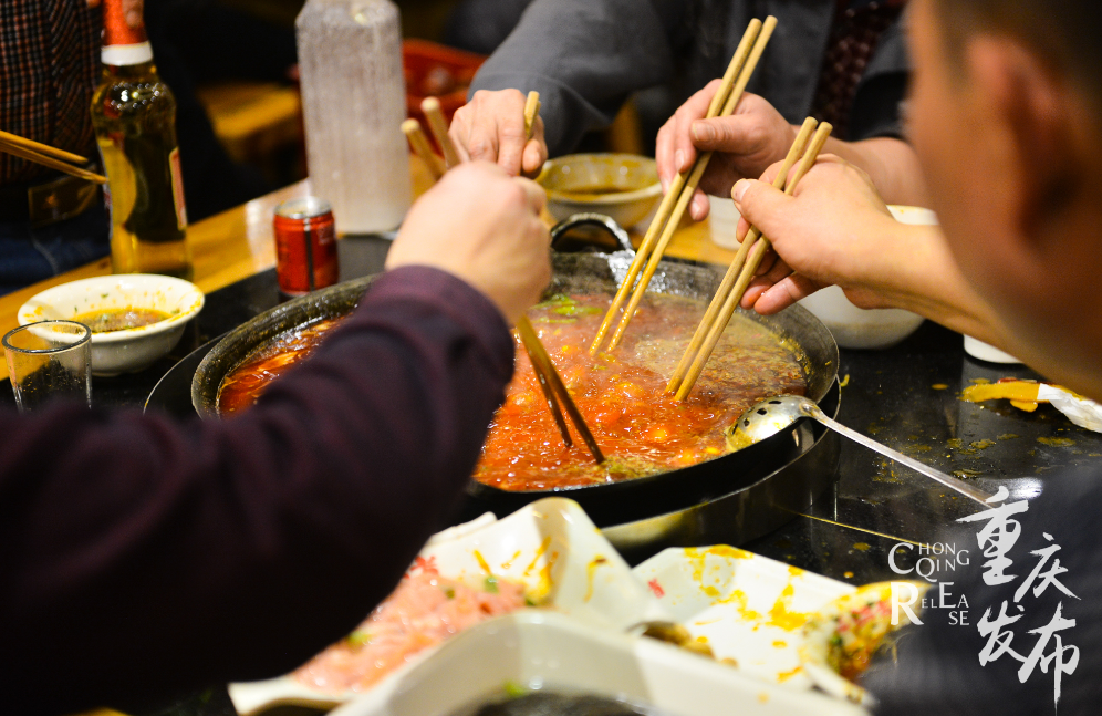 山与城丨腊肉、卤鹅、麻辣鸡块、板鸭……重庆人必备年货（一）