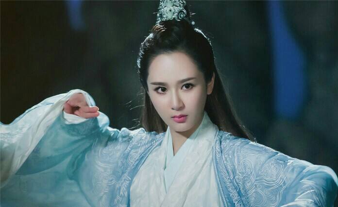 杨紫被宋丹丹说不好看没前途，现在却翻盘成为