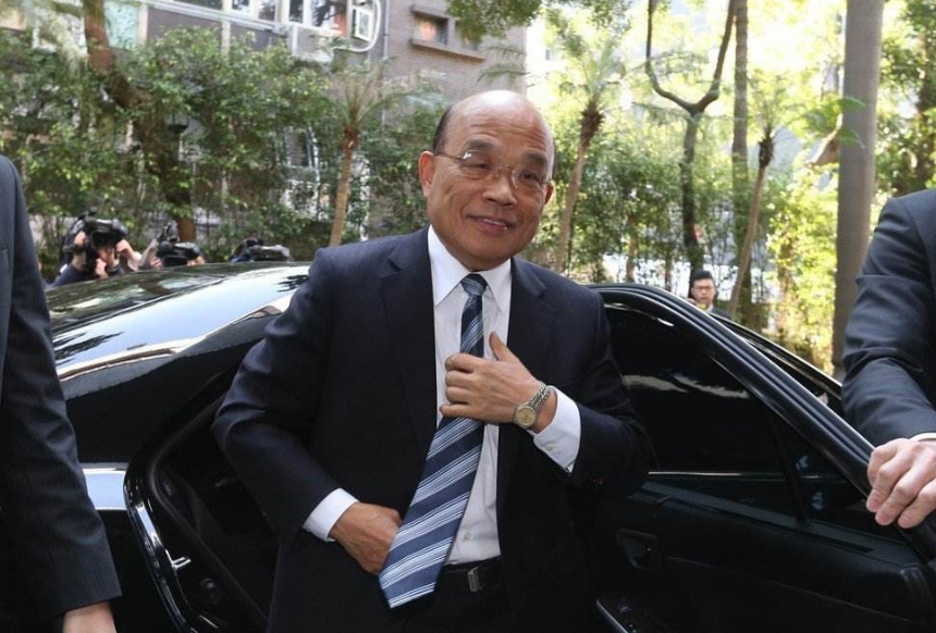 抗議蔡英文？ 七旬老人電台門口自焚