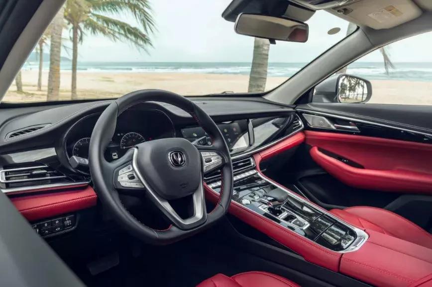 售价下调、配置提升，新款长安CS85 COUPE有何亮点？