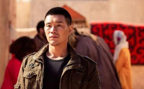 侯高俊杰：9岁搭档周杰伦上春晚，为成名父母卖房，他现状如何？