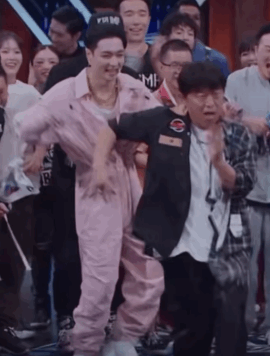 Huang Bo joins in " street dance 3 " force holds out Zhang Yi to promote, 