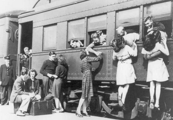 98岁抗战老兵一生未娶，难忘75年前的日籍女友，