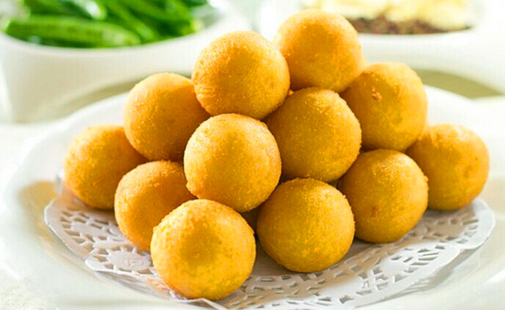 炸红薯丸子，用淀粉还是面粉？都不对，厨师长教你做法，外酥里嫩