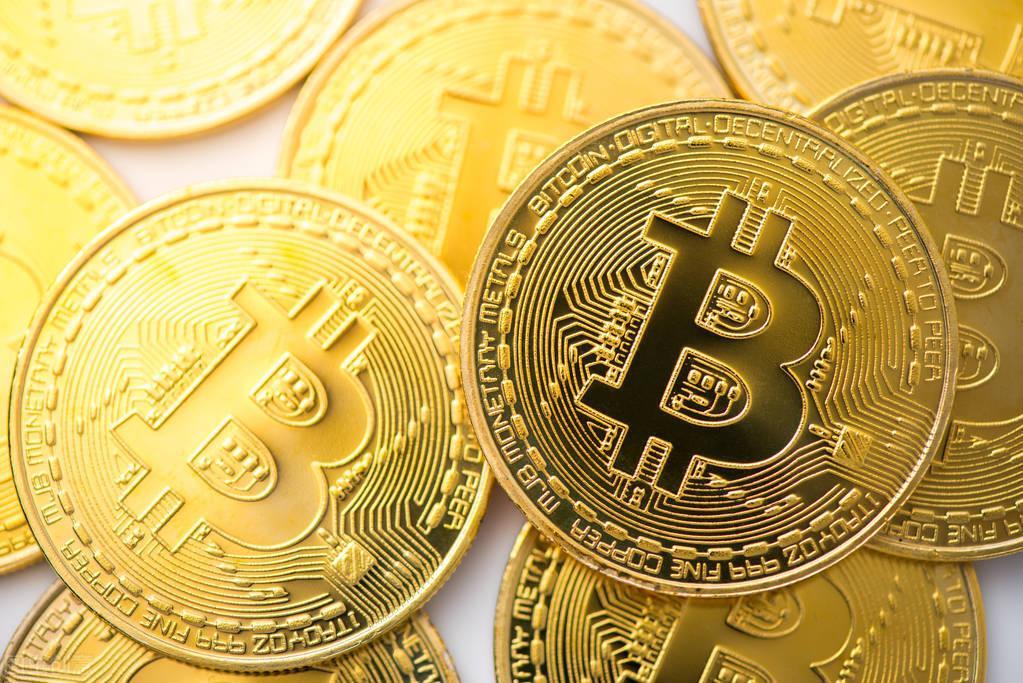 币圈万姐：比特币赚钱机制，你想要的都有1