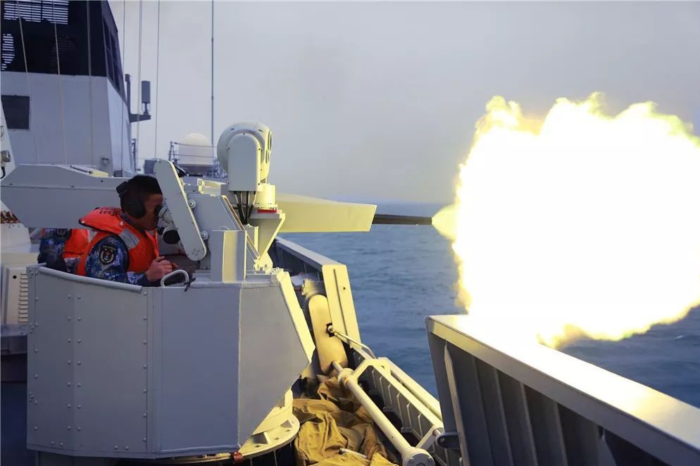 缩水了？056护卫舰上舰炮被换成机枪，其实机枪