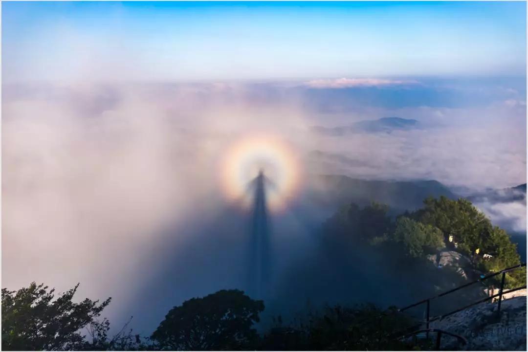 《你好，李焕英》鸡公山景区对所有女神免门票啦！
