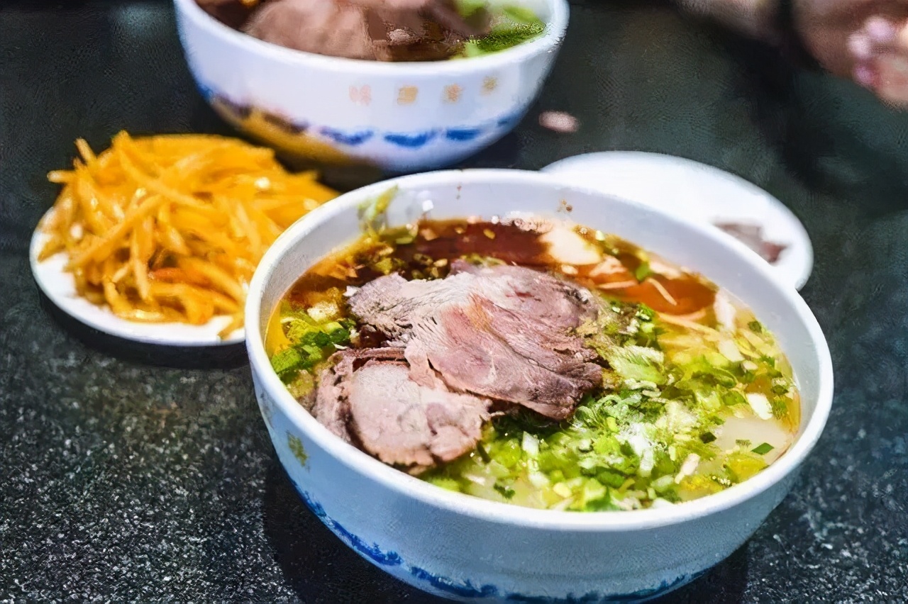 这8座“美食之都”，为了吃也要去一趟