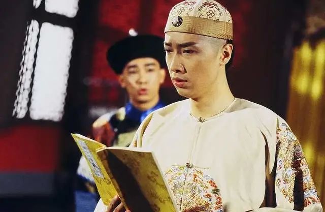 《鹿鼎记》10位主演近况：男三离婚4次，“二老