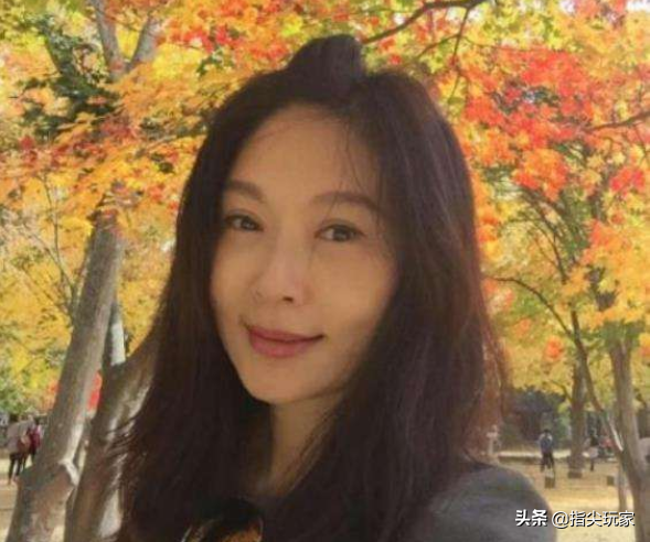 她是“台湾第一美人”，一生只谈一次恋爱，54岁演不了大妈