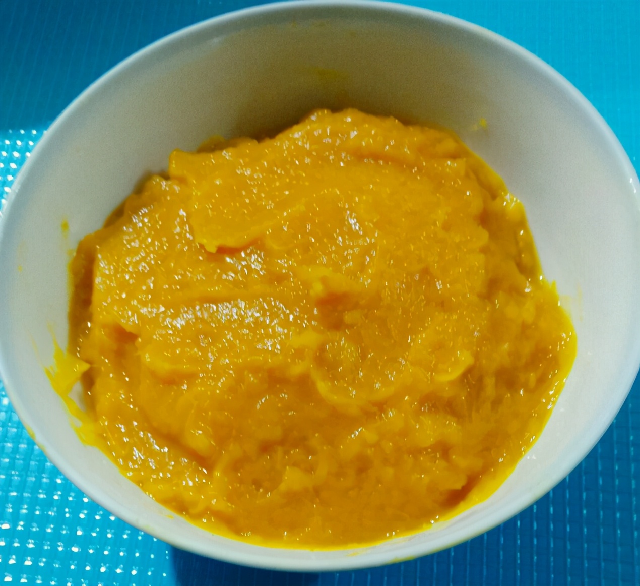 炸红薯丸子，用淀粉还是面粉？都不对，厨师长教你做法，外酥里嫩