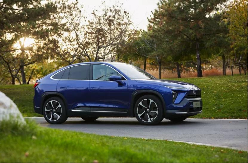 奔驰EQC、宝马iX3？三四十万的蔚来EC6凭自动驾驶就赢了