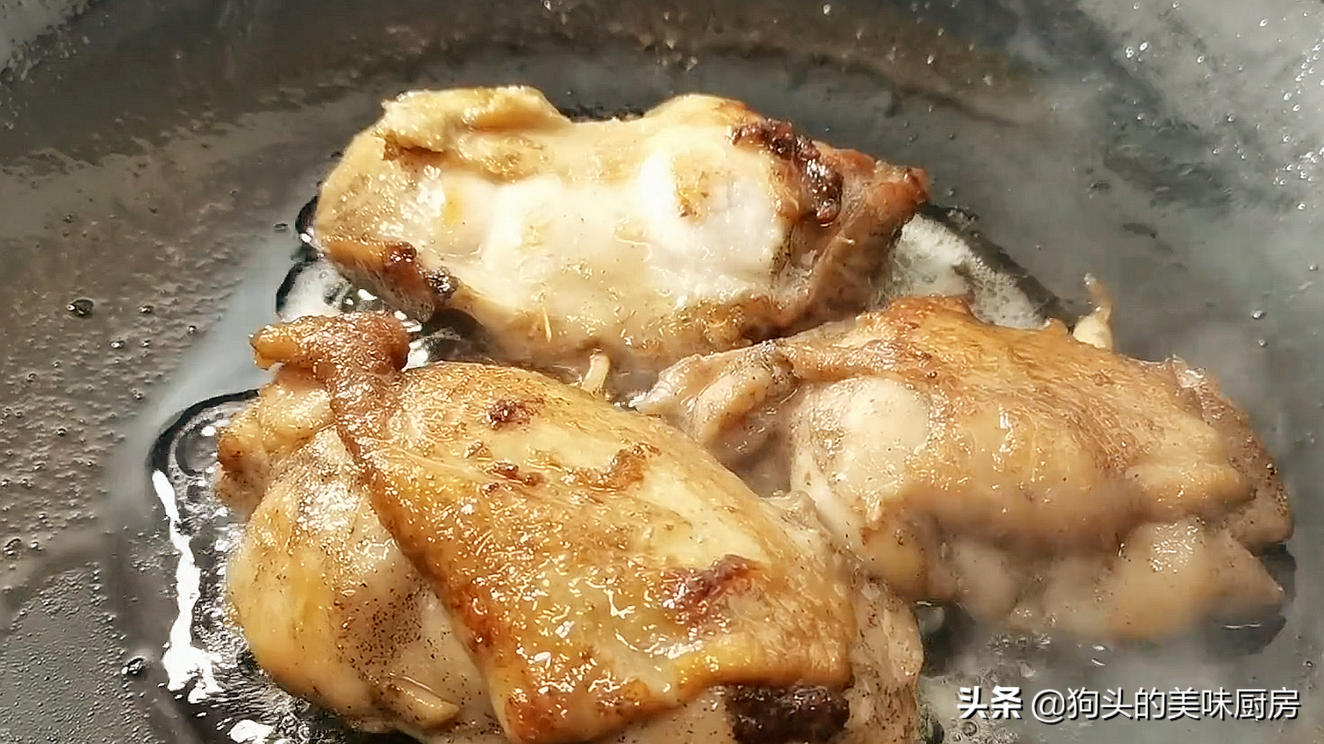 鸡腿这样做太香了，比烤的好吃，比油炸的健康，先收藏了再做