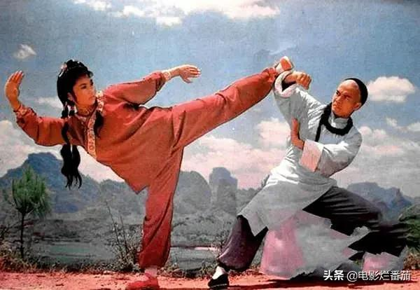 80年代十大国产片:《黑楼孤魂》吓死人,《庐山恋》破世界纪录