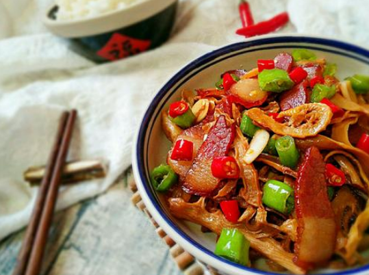 圖片[9]-蒸臘肉做法步驟圖 還不咸-起舞食譜網