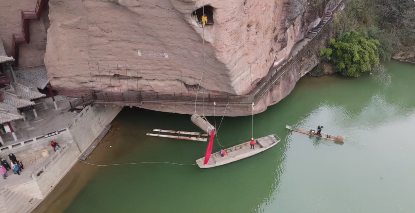 A miracle in the history of world funeralscliff burial iNEWS