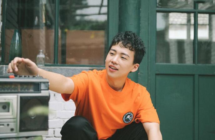 郭麒麟综艺霸屏不断,到底是什么令他脱颖而出