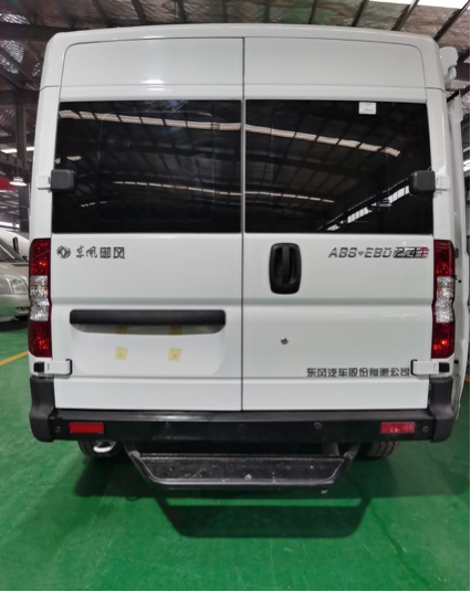 15.98W匠心東風(fēng)御風(fēng)V9短軸中頂國(guó)六旅居車正式發(fā)布