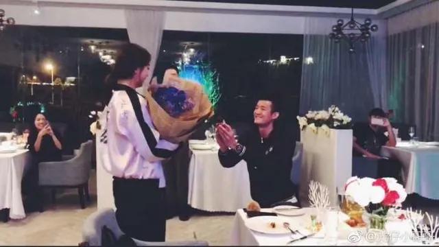 王适娴的故事：羽坛女神，17岁与谌龙私定终身，为爱情主动求婚