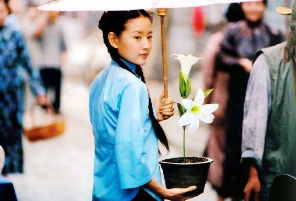 《金粉世家》过去17年了，有人因出轨声名俱下，有人则因意外去世