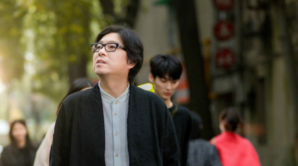 51岁高晓松晒减肥成果！体重71公斤创纪录，身材