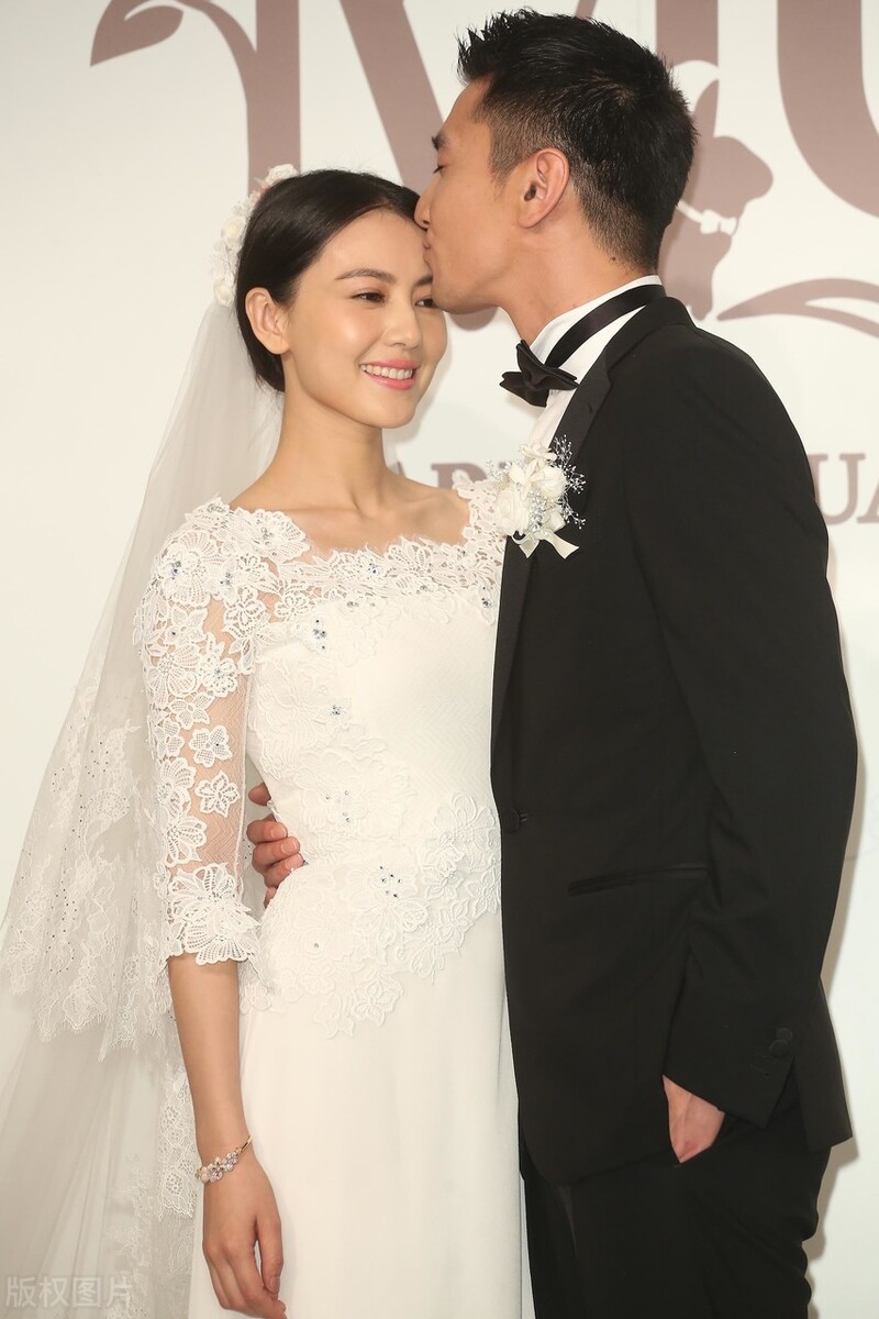 赵又廷的璀璨情史，5任女友全是绝色美人，娶大5岁国民女神获幸福