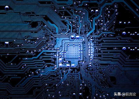 中国的发动机和光刻机距离发达的欧美还有多少