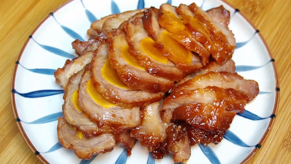 秘制蛋黄叉烧肉，想吃不用买，一口电饭锅就搞定，简单营养又美味