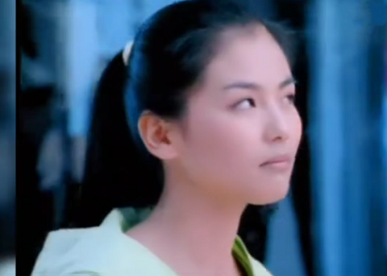 没想到刘涛在20年前，和王力宏合作拍摄过广告，模样十分清纯可人