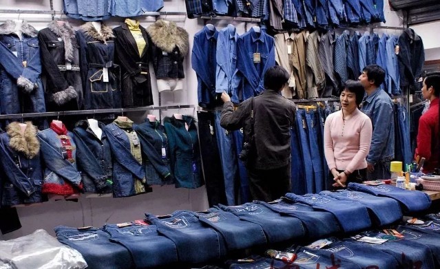 服装行业的万亿市场，一手如何靠供应链强势分割？
