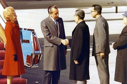 1971年，周总理在台湾问题上步步紧逼，基辛格：周总理先我一步
