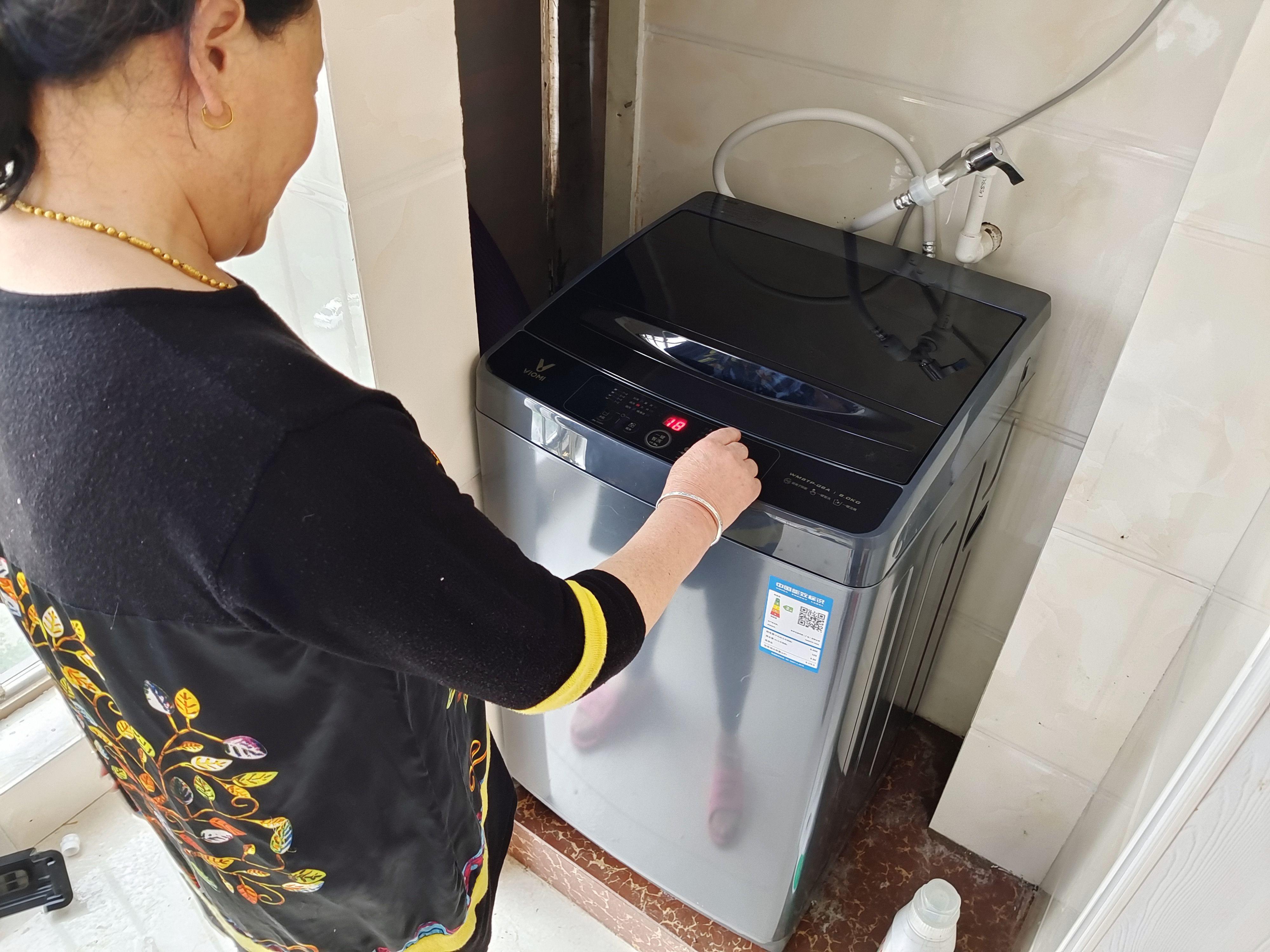 这款几百元的波轮洗衣机并不比滚筒差，云米智能波轮洗衣机轻评测
