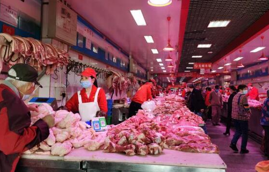 中国生猪交易市场今日热点：毛猪价格下跌依旧