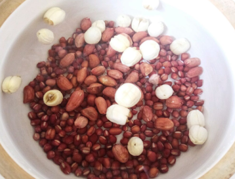 图片[3]-莲子红豆粥的做法步骤图 我家隔三差五吃-起舞食谱网
