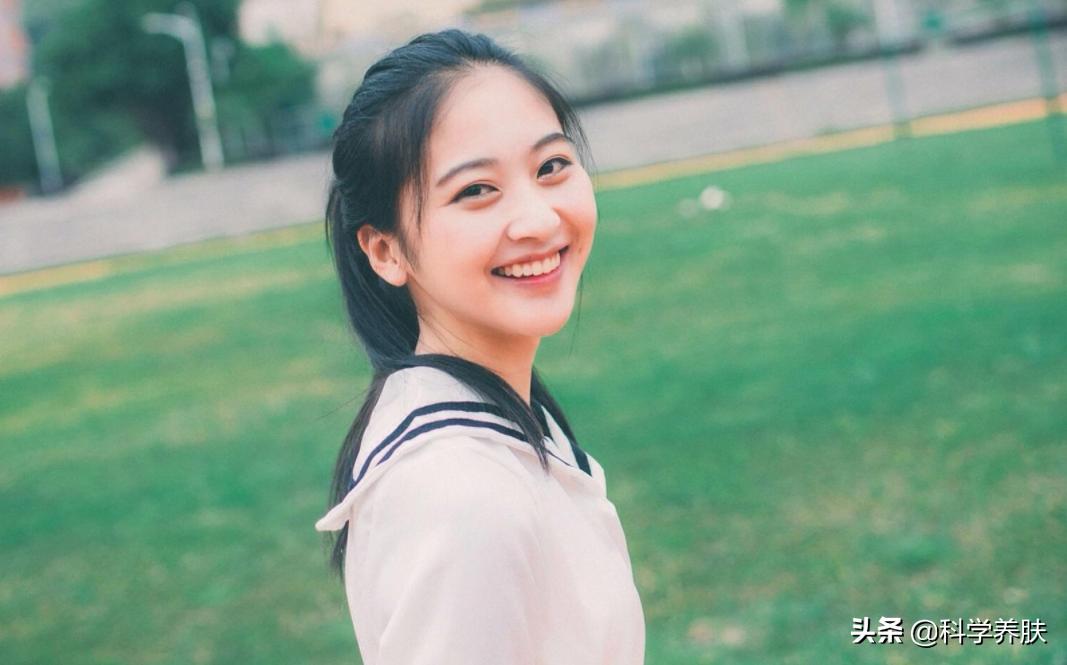 How to use white vinegar to wash your face well?Remember these 3 methods, especially the second