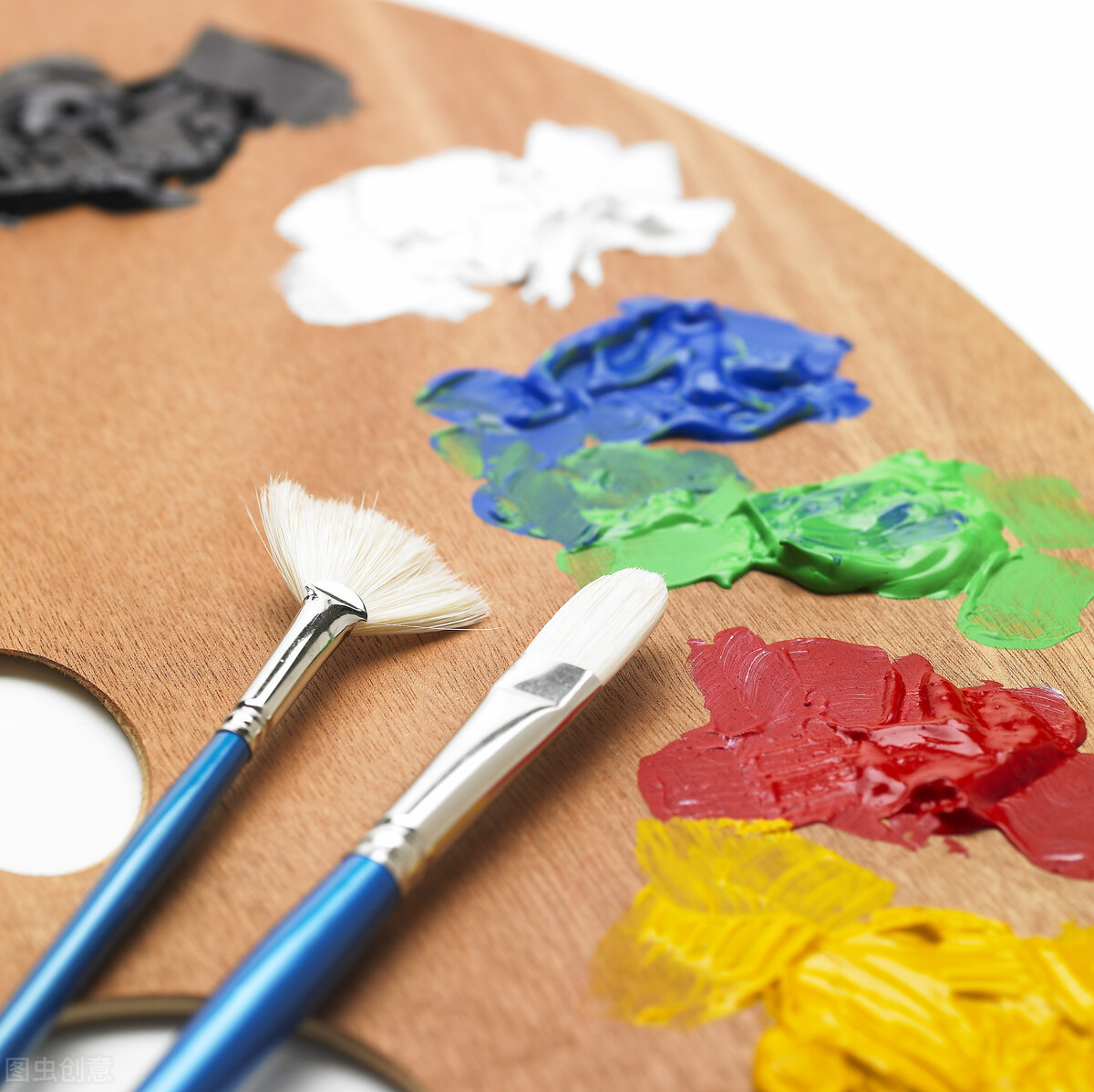 美术学校学员管理系统坚信校管家还是爱耕云呢？