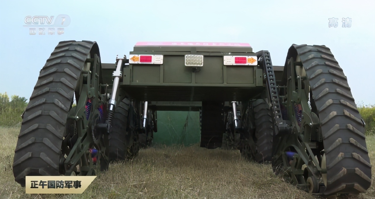 �Ҿ���������ս�����ࣺ���������淭ɽԽ�룬ѩɽ��ԭ����ƽ��