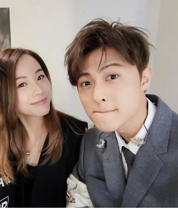 王子邓丽欣官宣分手，3年异地姐弟恋未成正果，同时发文祝福彼此